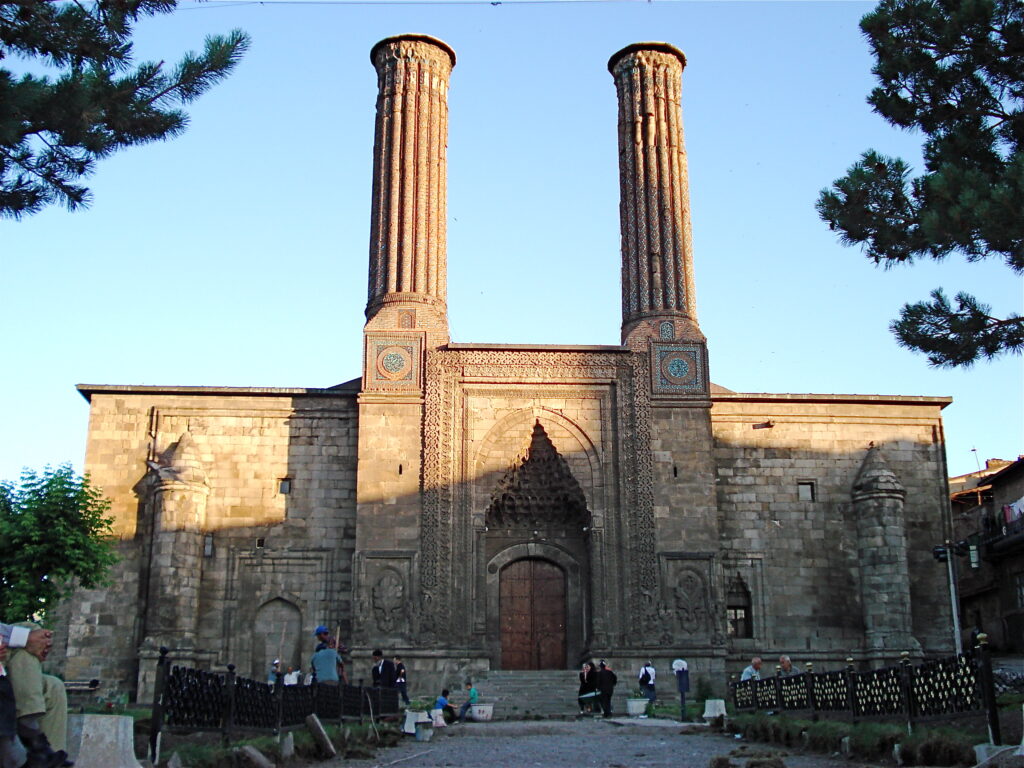 erzurum cifte minareli medrese