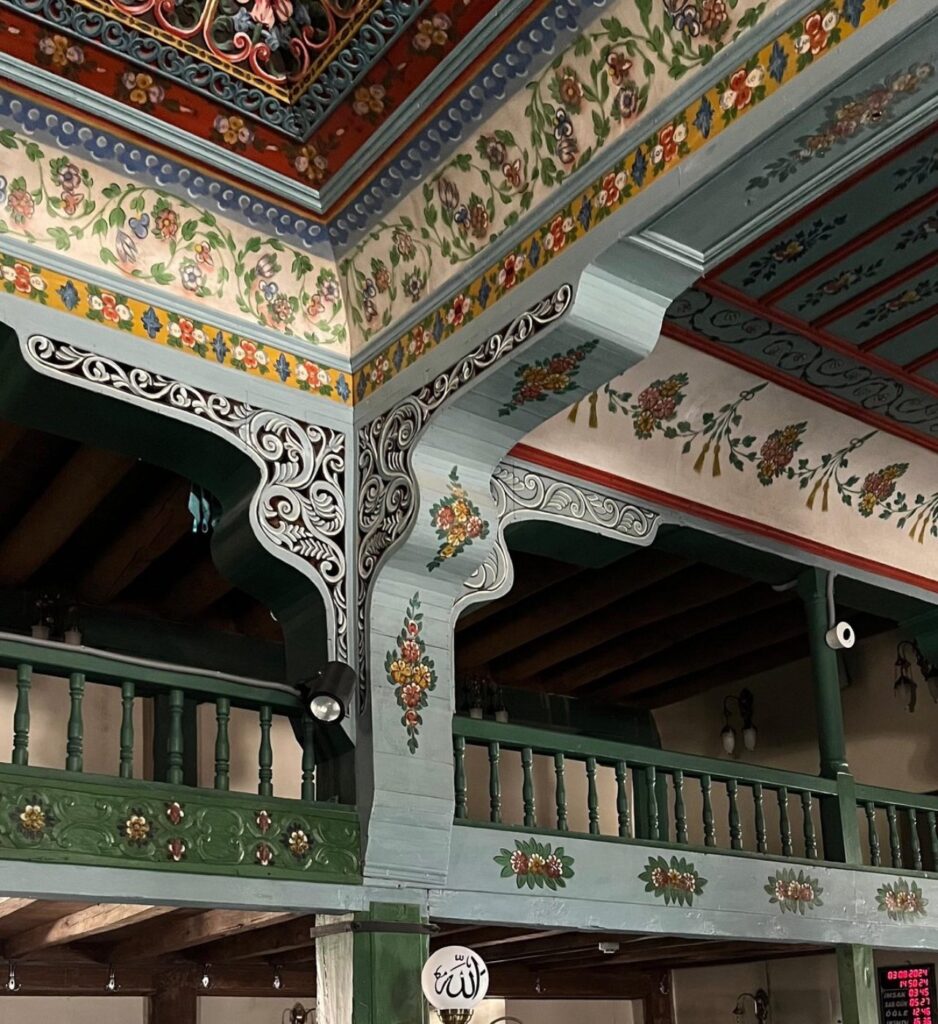 sivas altınyayla ahşap camii